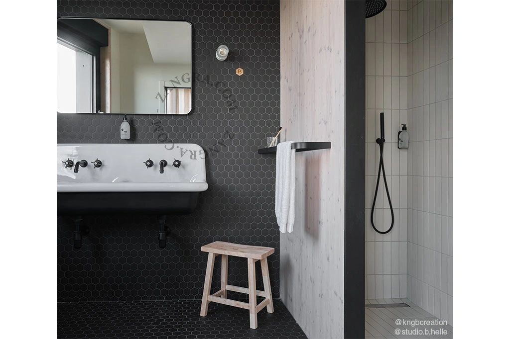 lámpara de baño de porcelana blanca - pantalla de vidrio - Ø 8,5cm -  IP54