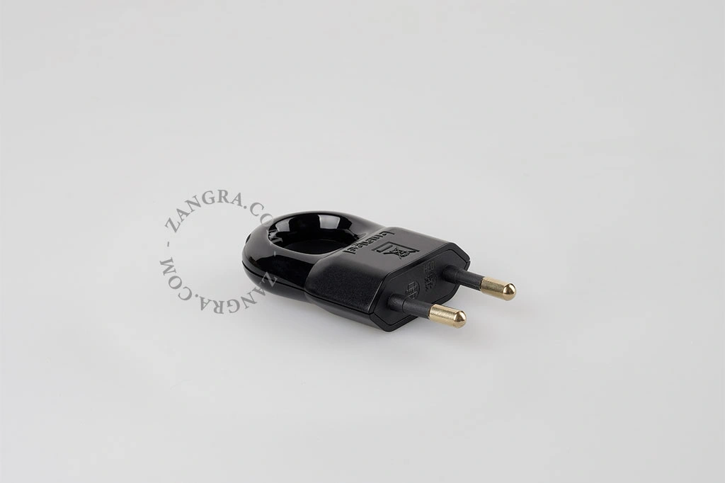 schwarzer Typ-C-Stecker