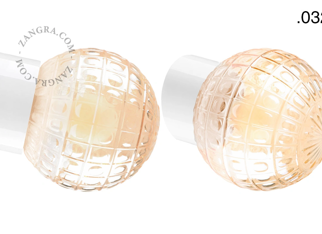 biała porcelanowa lampa ścienna David - Ø 10 cm