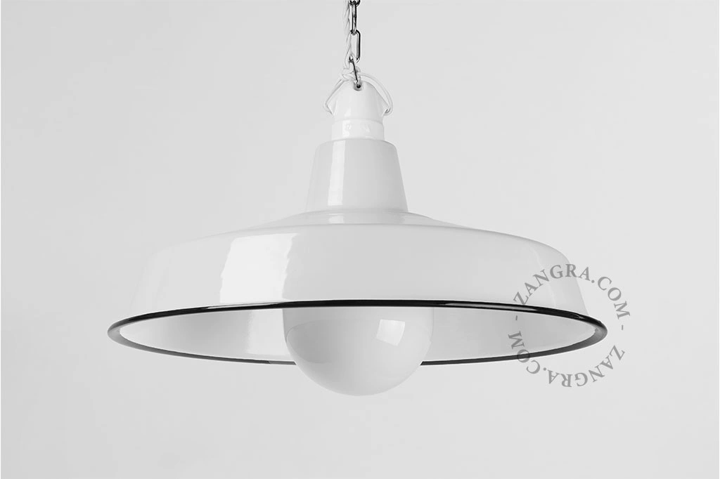vit emaljerad pendellampa - Ø 40 cm
