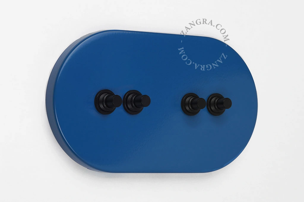 blue switch - 4 black push-buttons