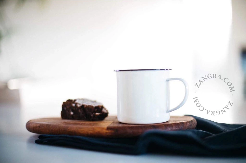 caneca de esmalte branco - 40cl
