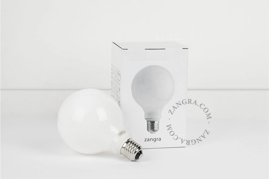 ściemnialna żarówka LED - szkło opalowe - 2700K - 4W - Ø 9,5 cm