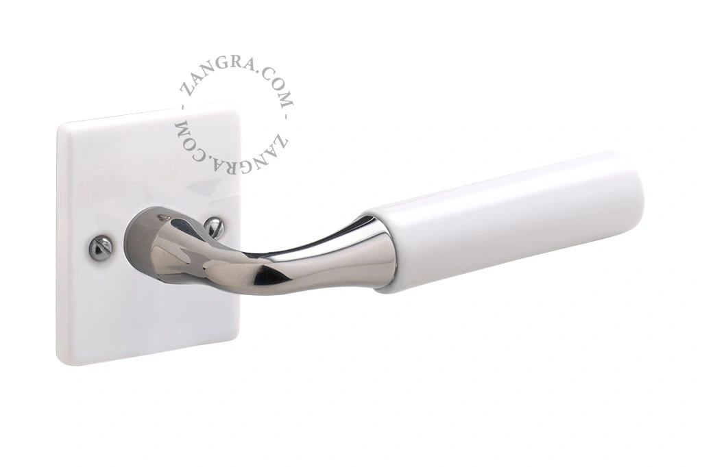 doble manilla de porcelana blanca