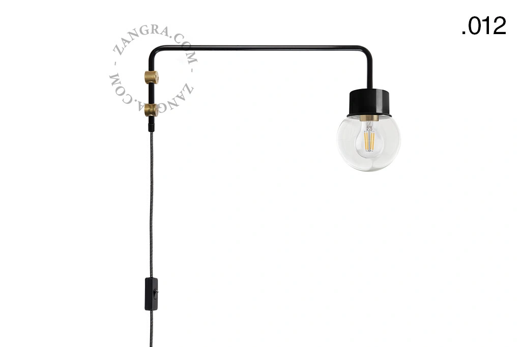 zwarte wandlamp Abbie met pivoterende arm