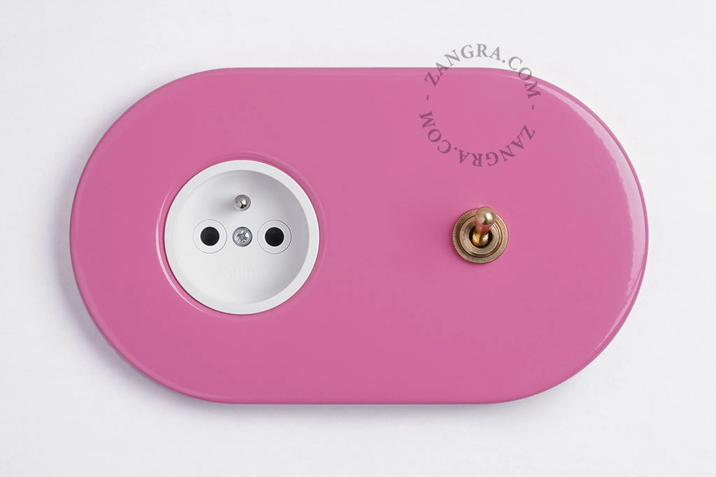 enchufe rosa e interruptor simple o conmutado - palanca de latón