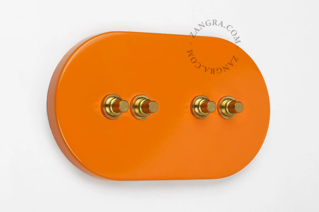 interrupteur orange - 4 boutons-poussoirs en laiton