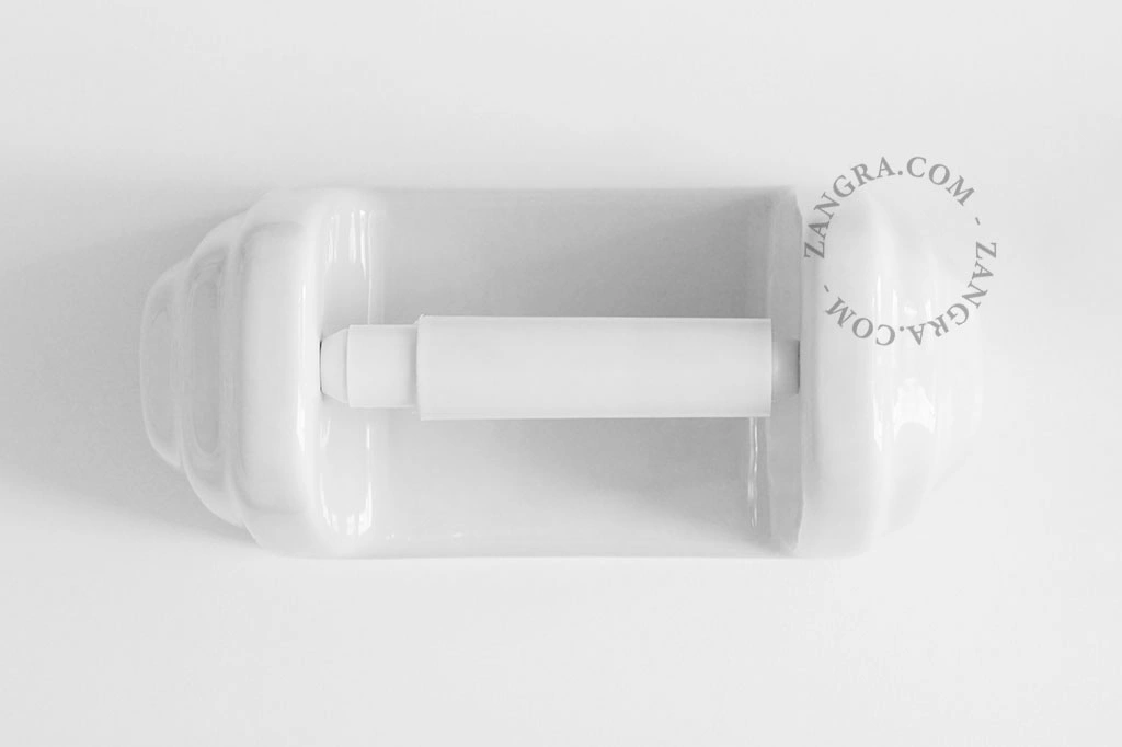 toiletpapirholder i hvidt porcelæn
