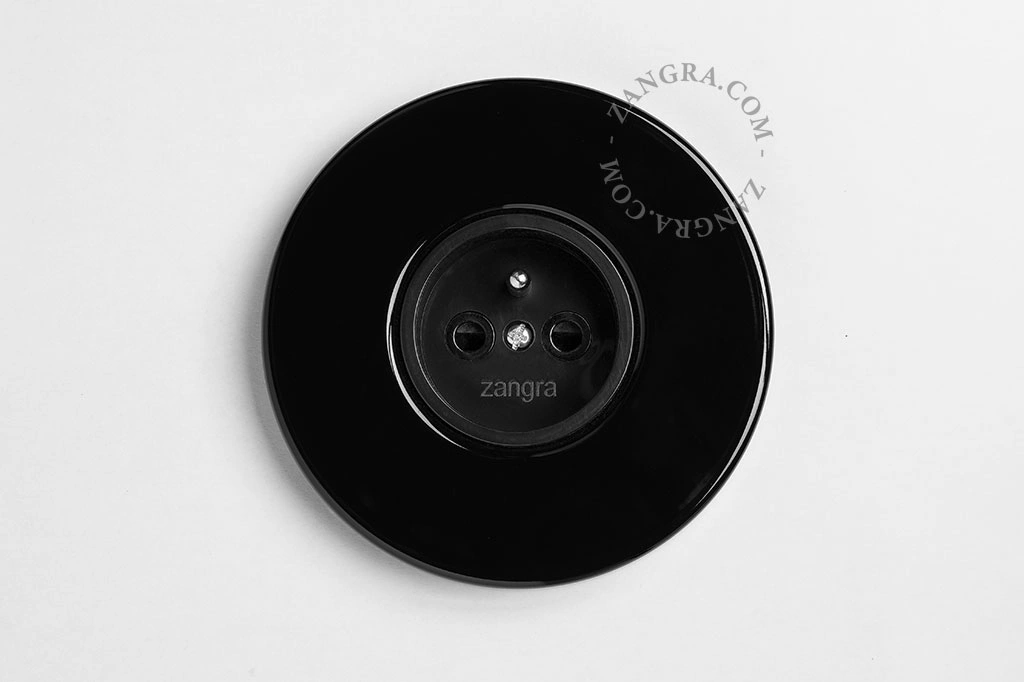 tomada elétrica encastrar - preto