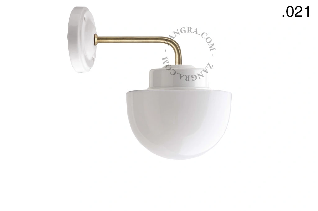aplique en porcelana blanca y latón - pantalla de vidrio