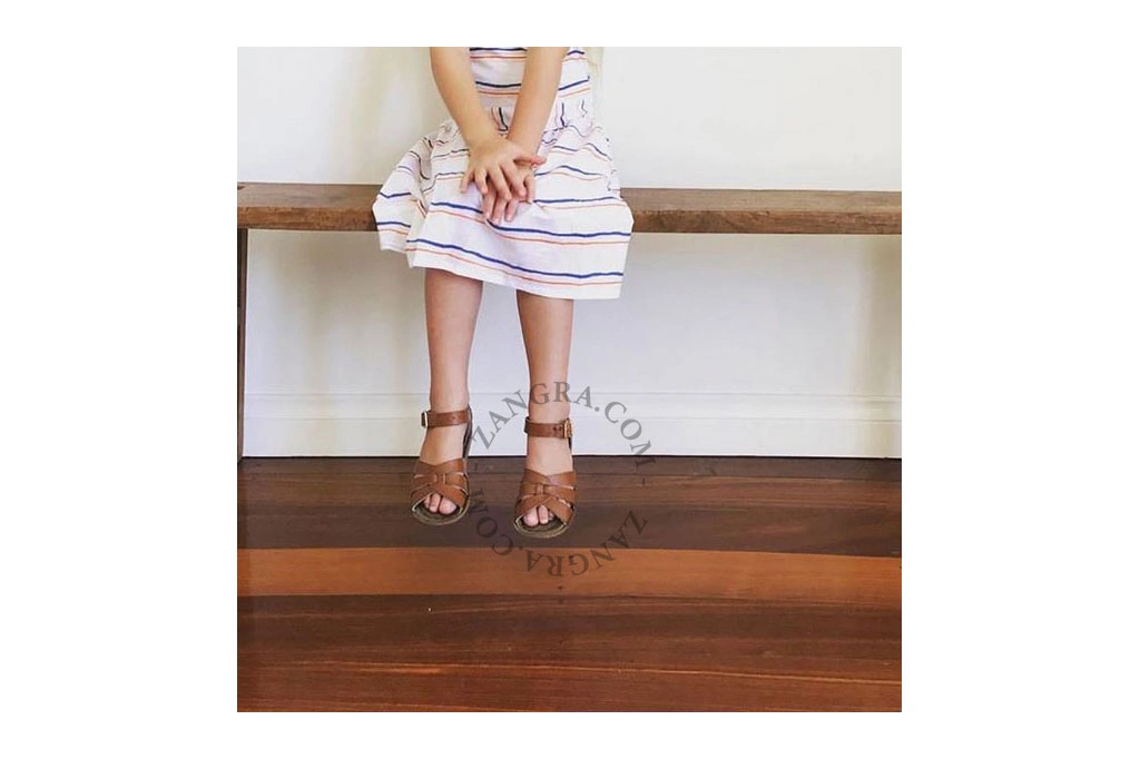 water sandals kids - brown