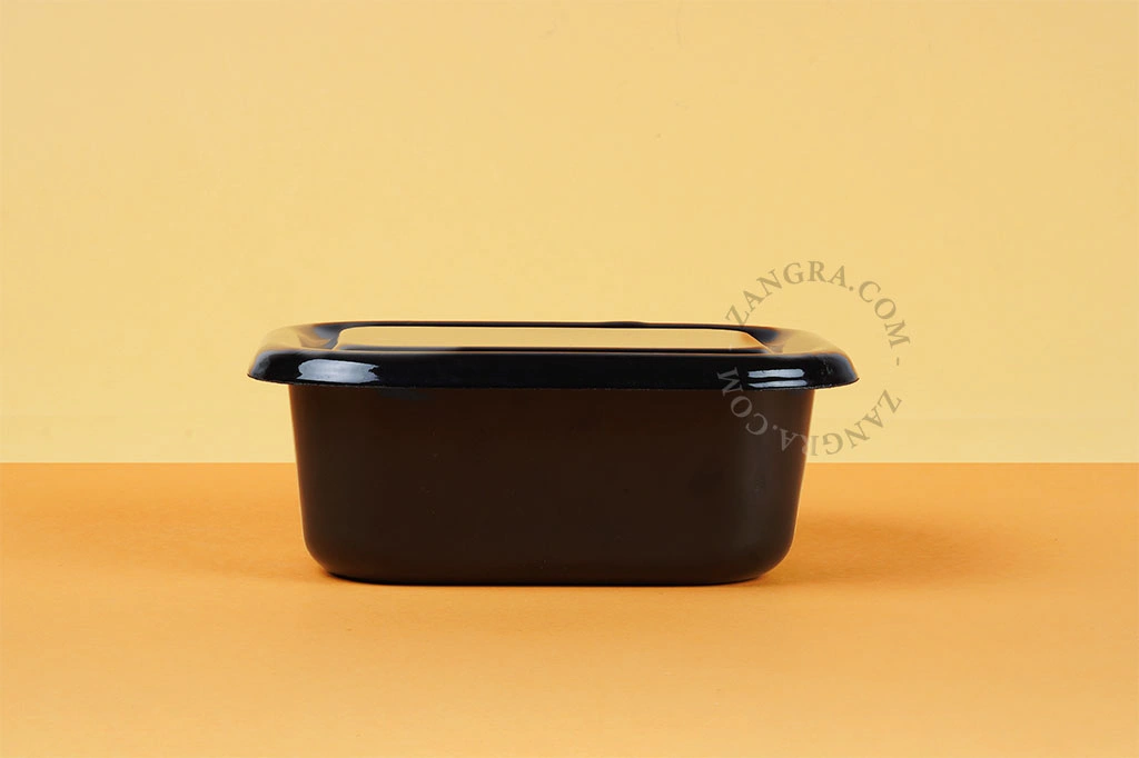 ugnsform i svart emalj - 23 cm