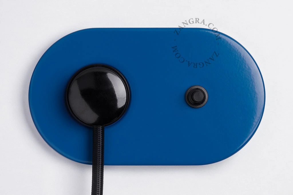 blue flush mount socket & switch – black push-button