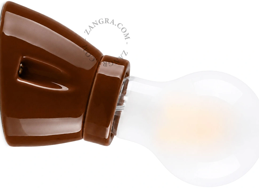 porcelanowa lampa ścienna brązowa