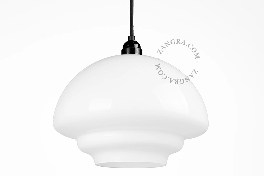 Art Deco lampa wisząca z opalowym szklanym kloszem
