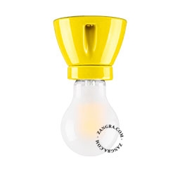 lampada in porcellana gialla