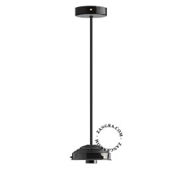 svart taklampa