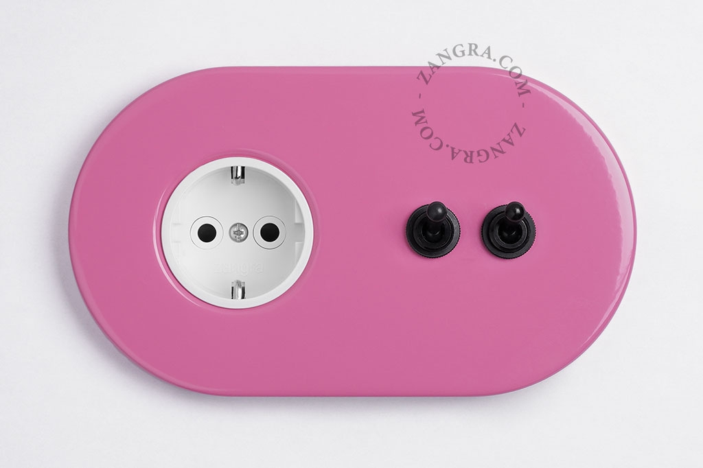 prise murale rose et double interrupteur va-et-vient ou simple - leviers noirs