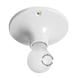 aplique o plafón de porcelana blanca