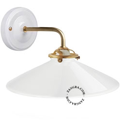 wandlamp Aude in opaalglas