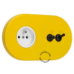 tomada embutida em amarelo e interruptor bidirecional ou simples - alavanca e botão de pressão em preto
