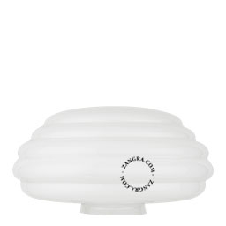 Art Deco lampenkap in melkglas
