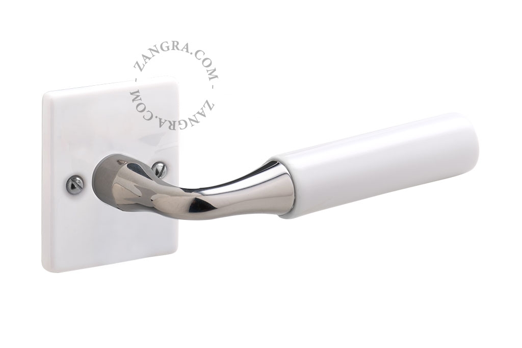doble manilla de porcelana blanca