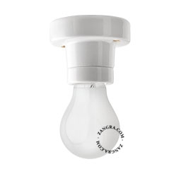 lampada in porcellana bianca