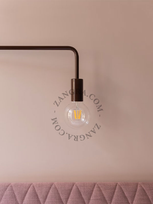 plug-in væglampe med svingarm - brun