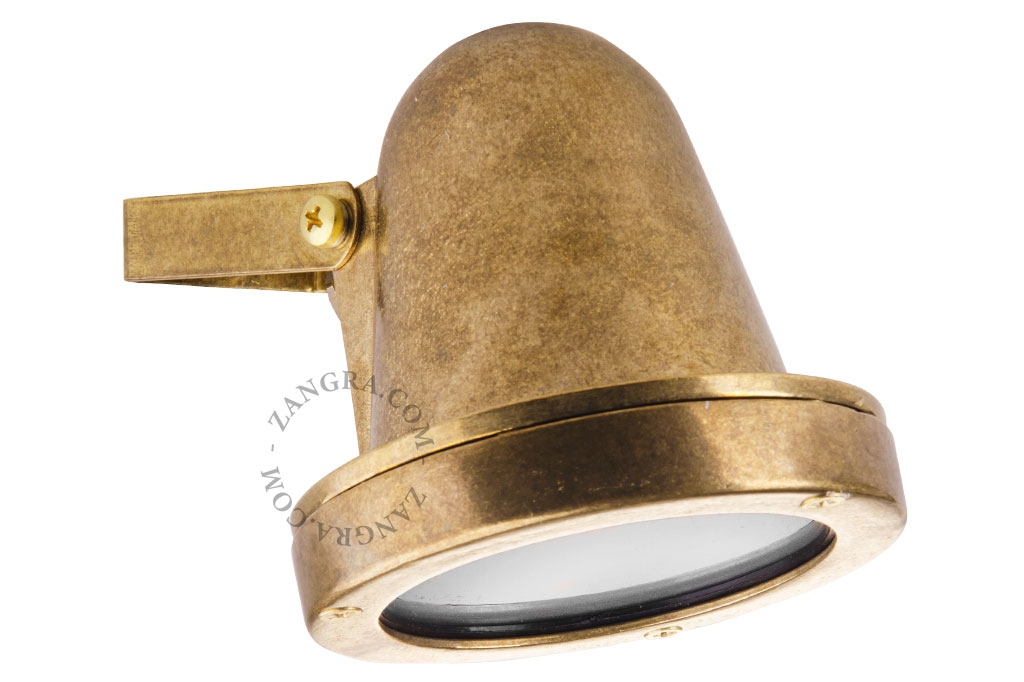 spot lampa i mässing för utomhusbruk - IP64