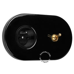 prise murale noire et interrupteur va-et-vient ou simple - levier en laiton brut