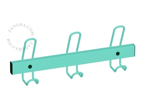3 hooks