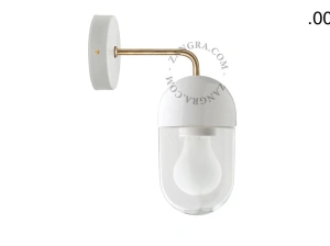 wandlamp van porselein en glas