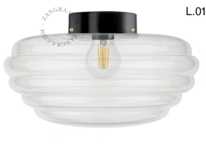 lampa z mosiądzu ze szklanym kloszem