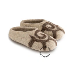 slippers.ch001.30