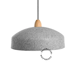 akustisk lampe i filt Chaplin