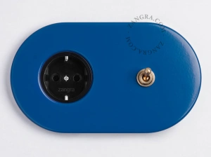 zwart stopcontact - type F