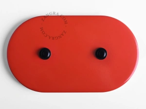 2 pushbuttons