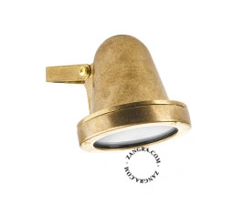 spot lampa i mässing för utomhusbruk