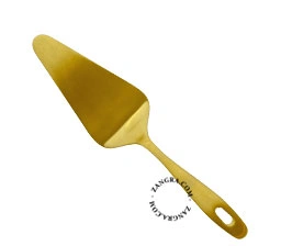 golden cake server