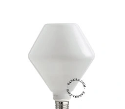 E27 dimbar filament LED ljuskälla - opalt glass - diamant - 2700K - 4W