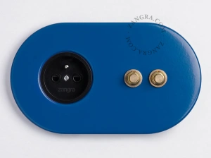 black outlet - type E