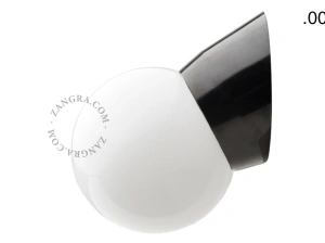 czarna lampa ścienna ze szklanym kloszem - Ø 11 cm