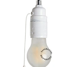 E27 white lamp holder with pull switch