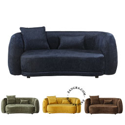 2-sæders sofa i fløjl.