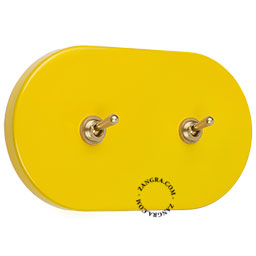 double interrupteur jaune et encastrable avec leviers en laiton