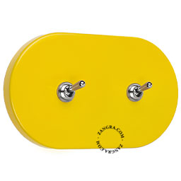 double interrupteur jaune et encastrable avec leviers nickelés