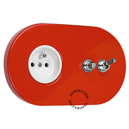prise de courant murale rouge avec interrupteur va-et-vient ou simple avec levier et bouton-poussoir en laiton nickele