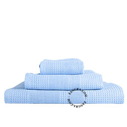 Himmelsblå våffelväv badhandduk.
