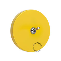 interrupteur jaune rond et encastrable avec levier nickelé